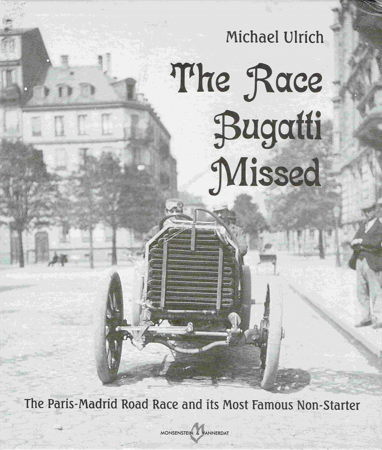 ブカッティ/カーブック/The Race Bugatti Missed bugatti_tokyo . 11月7日東京都港区にある明治記念館にて